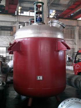 蒸汽加熱反應(yīng)釜、導(dǎo)熱油循環(huán)加熱反應(yīng)釜 