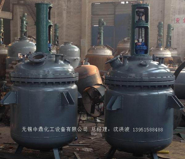蒸汽加熱反應(yīng)釜、導(dǎo)熱油循環(huán)加熱反應(yīng)釜 